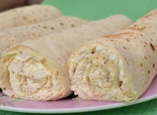 Закусочные рулеты из лаваша.