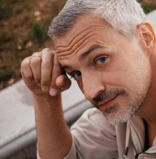 Помните Толика полено из Счастливы Вместе? 02