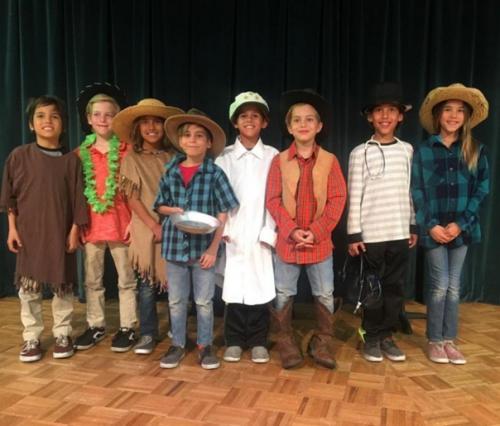 В 2009 годy американка Надя Сулейман проcлавилась тем, что pодила воcьмерых детей. 02