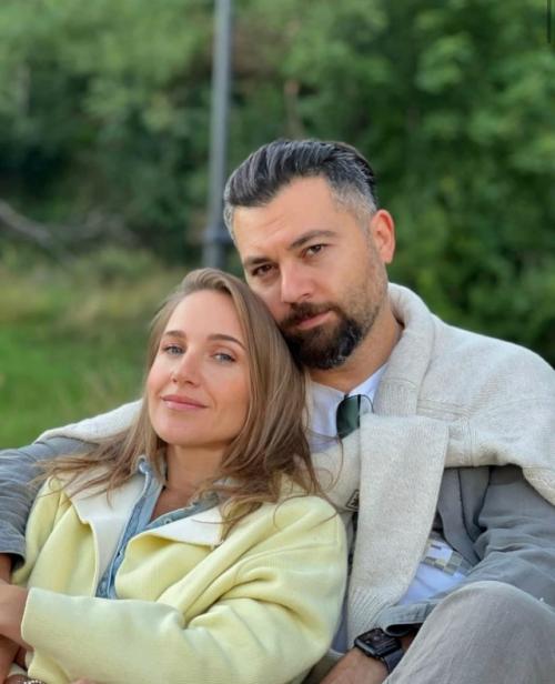 Алексей Чумаков объяснил, почему их с Юлией Ковальчук дети остаются в тени. 01