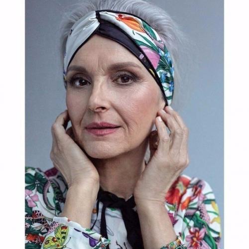 Лица российского агентства, в чьем каталоге нет моделей младше 60 лет. 03