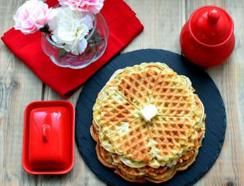 Вафли из кабачков. Вафли из кабачков.