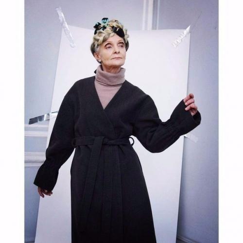 Лица российского агентства, в чьем каталоге нет моделей младше 60 лет.