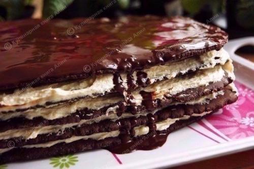 Торт Спартак.   Торт Спартак - это медовик с заварным кремом и шоколадными медовыми коржами. 07