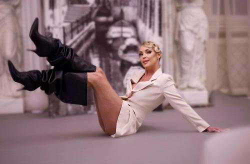 Красивая Анастасия волочкова в новой весенней фотосессии. 08