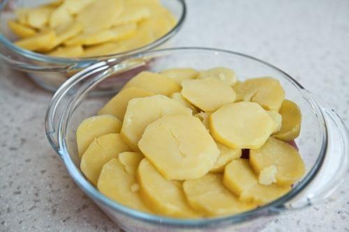 Мясо По-капитански? Ингредиенты: 02 Мясо По-капитански? Ингредиенты: 02