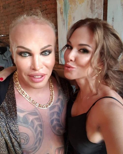 Вот такая вот неординарная пара: Александр шпак и Ирина мещанская. 02