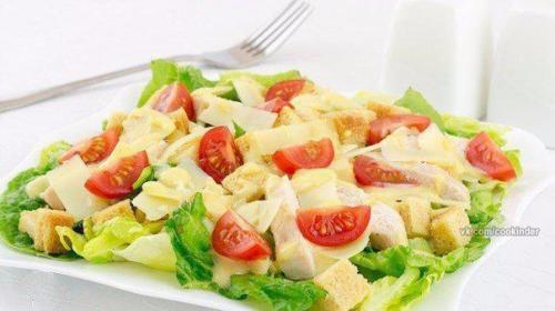 Салат Цезарь с курицей?