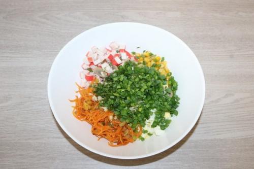 Салат из крабовых палочек с шампиньонами. 02 Салат из крабовых палочек с шампиньонами. 02