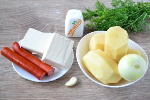 Суп с охотничьими колбасками и сыром. 01