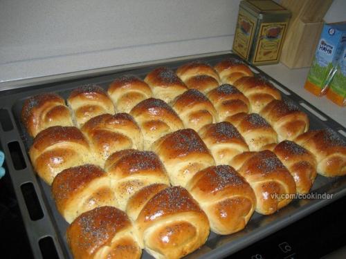 Нежнейшие булочки? 
Пока они готовились, мои чуть с ума от аромата не сошли? 

