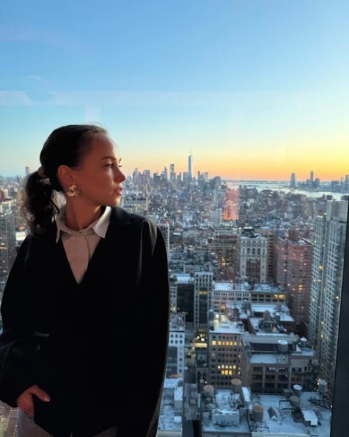 Екатерина ковальчук рассказала о первом знакомстве с Гариком Харламовым. 03