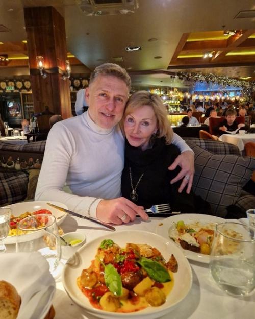 Влад соколовский маму с 72-летием трогательными семейными снимками поздравил. 02