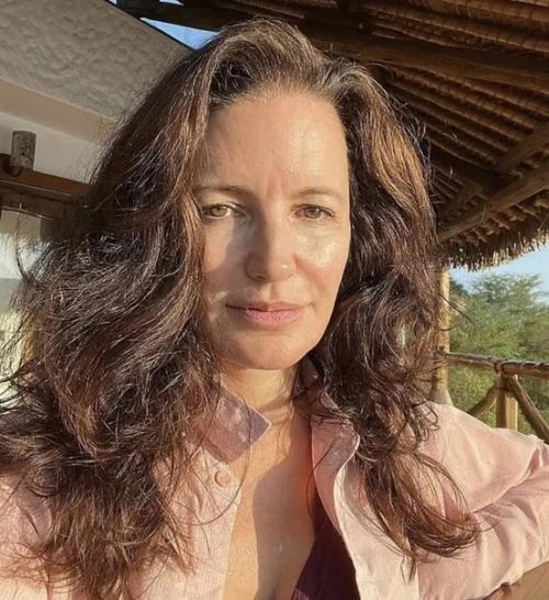 Звездa сериaлa Секс в Большом Городе Кристин Дэвис удaлилa филлеры и покaзaлa кaк сейчaс выглядит без мaкияжa. 02