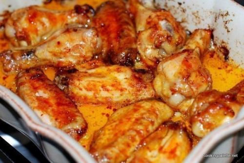 Куриные крылышки * баффало *. Куриные крылышки * баффало *.