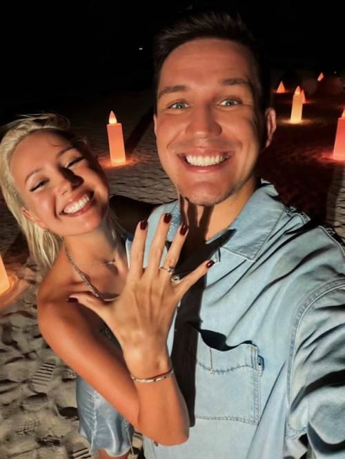 Следопыты выяснили, что Дима Масленников сделал предложение Клаве коке ещё в начале года.  