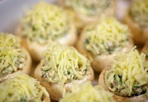 Фаршированные шампиньоны - невероятно вкусная закуска! 08 Фаршированные шампиньоны - невероятно вкусная закуска! 08