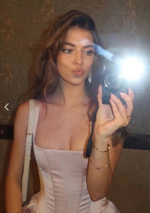 Дoчке Брежневoй * 14 лет, а ее парню - 21. 02