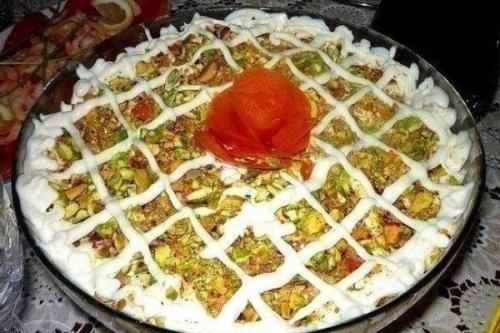 Топ - 9 самых вкусных слоеных салатов. 08