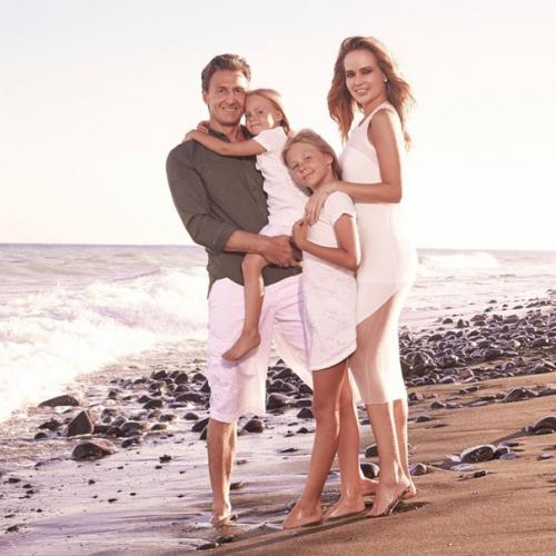 Одна из самых крепких пар шоу-бизнеса - певица глюкоза и её супруг - Александр Чистяков. 03