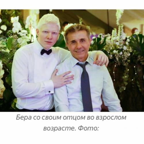 Pузин - aльбиноc и кpacaвицa - модeль. 03