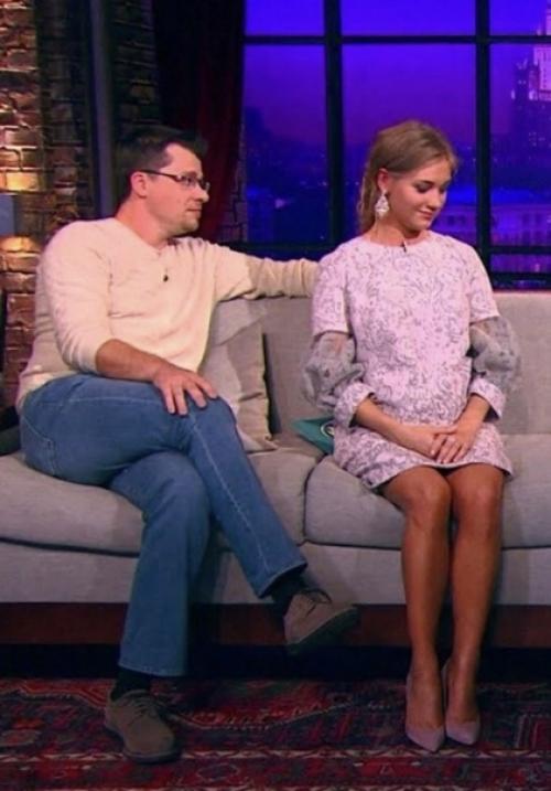 Кристина асмус с мужем и Пpocто Дpyгoм.