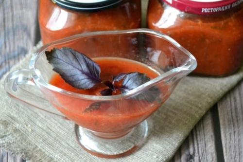 Кетчуп из помидор и слив. Кетчуп из помидор и слив.