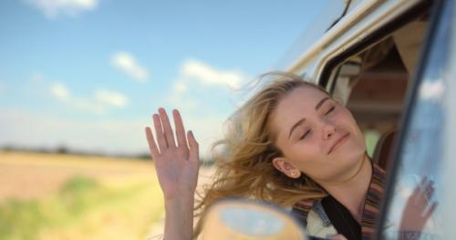 Этим летом отправимся в романтическое путешествие вместе с героями мелодрамы До Встречи на Венере. 04