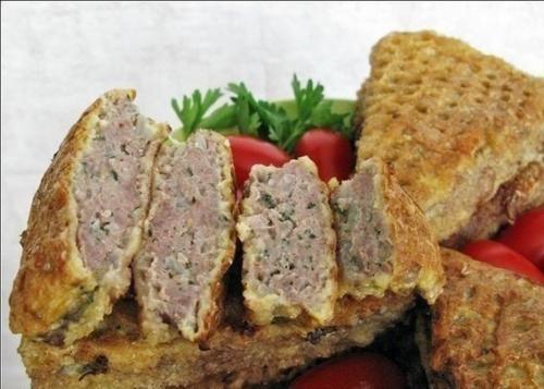 Треугольные котлетки? Ингредиенты: 04 Треугольные котлетки? Ингредиенты: 04