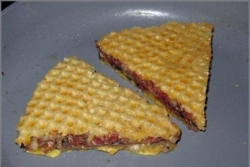 Треугольные котлетки? Ингредиенты: 03 Треугольные котлетки? Ингредиенты: 03