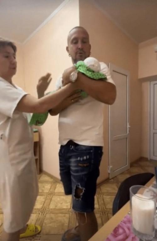 Данко снова стал отцом! 01 Данко снова стал отцом! 01