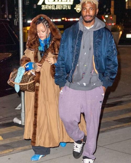 Утро выходного мы начинаем с новых стритов Ри в Нью-йорке. 03