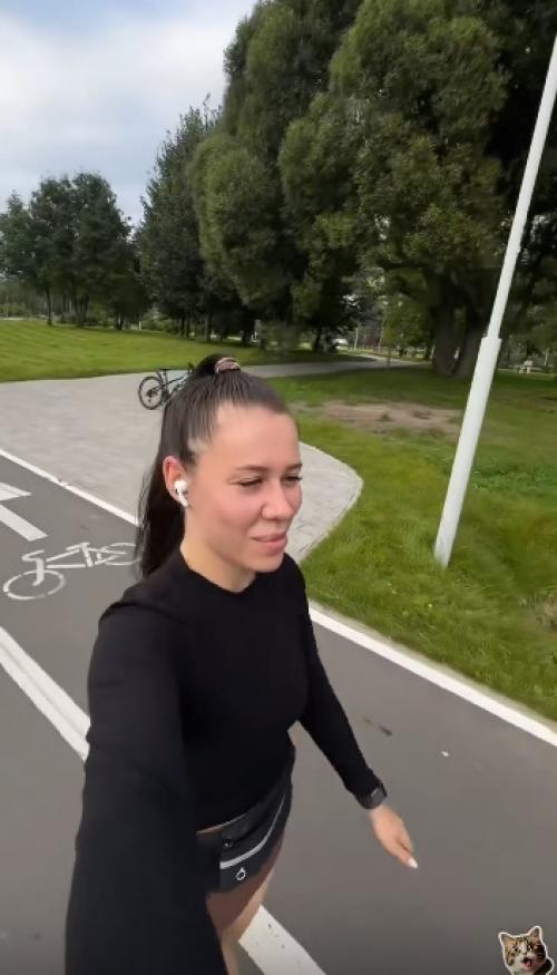 Вот она причина внезапной любви к бегу.  