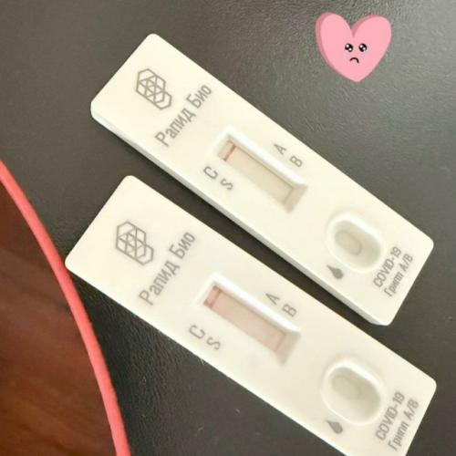 Певица слава в 2025 году столкнулась с неприятной ситуацией - она заразилась коронавирусом вместе со своей дочерью Антониной.  