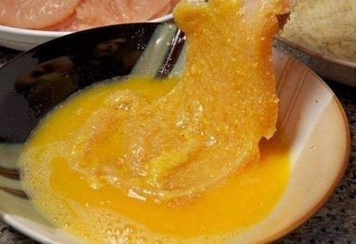 Куриные шницели. Ингредиенты: 03 Куриные шницели. Ингредиенты: 03