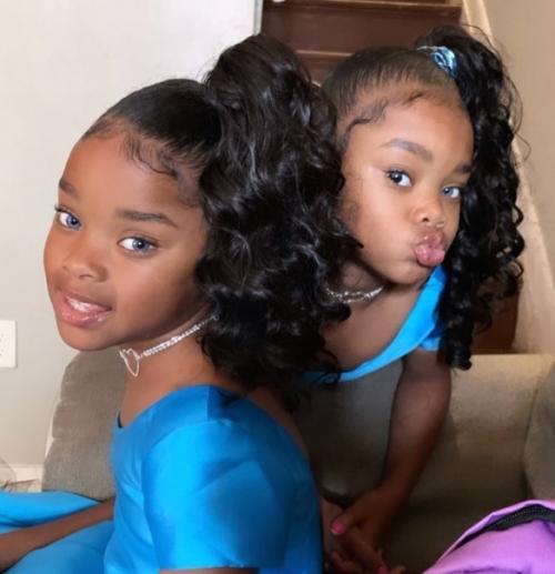 Близняшки - африканочки с голубыми глазами. 03