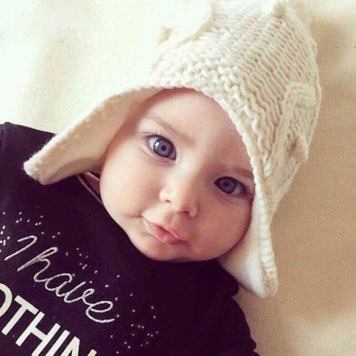 Быть мамой, наверное, очень сложно. Быть мамой, наверное, очень сложно.