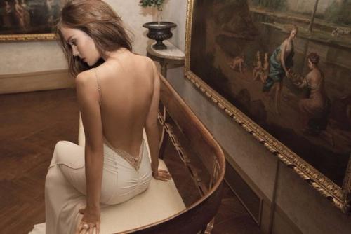 Мы держим спинку прямо - не сутулимся?