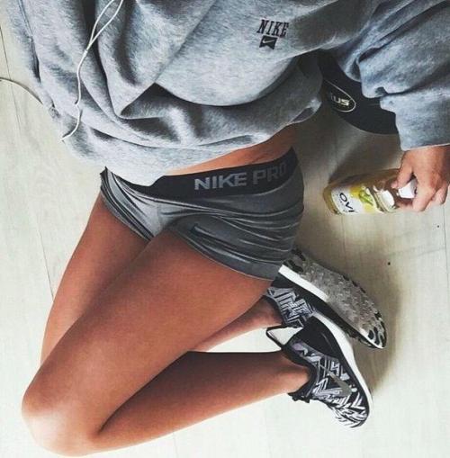 Как подтянуть кожу и вернуть ей упругость?