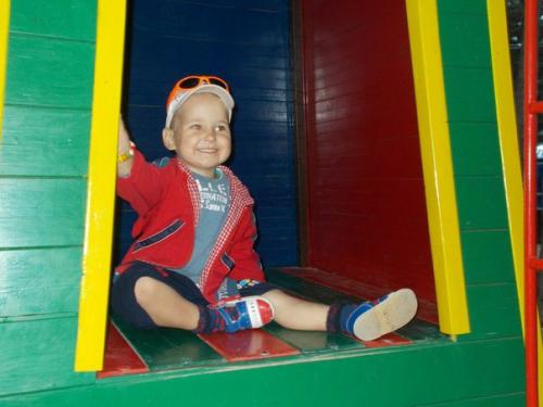 Здравствуйте!  Помогите пожалуйста найти сына Кузнецова Дениса Владимировича 22.