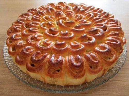 Мясной пирог Хризантема. Мясной пирог Хризантема.