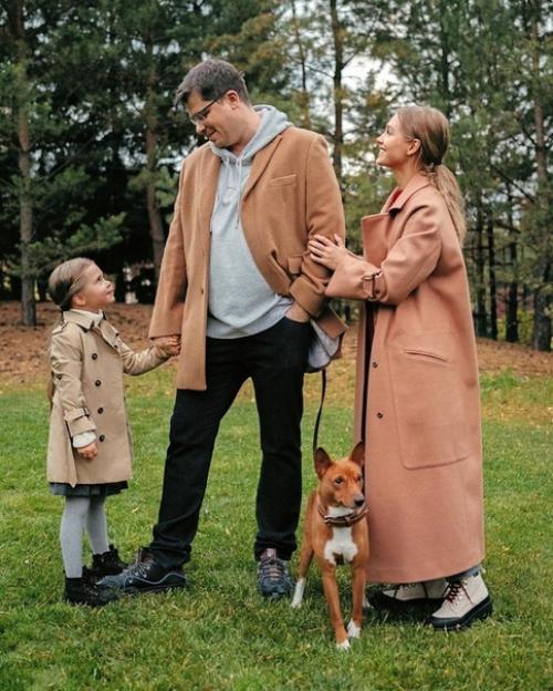 Задекорировали внутренний блок сплита под дерево Теперь он идеально впишется в интерьер.  Текстура: Lzw004b. База: коричневая ral - 8003. 01