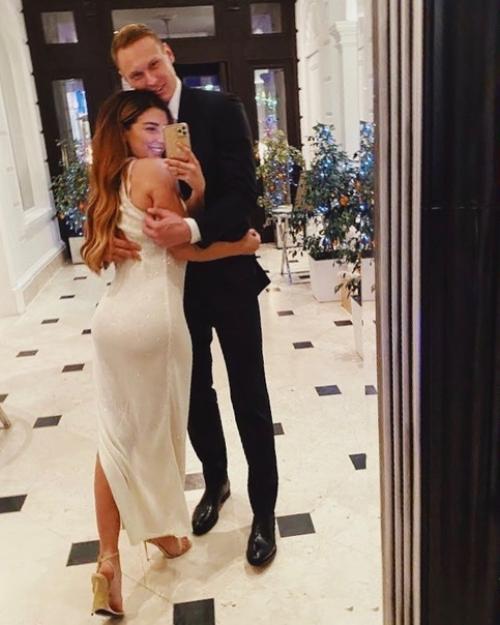 Анна седакова и её новый муж Янис тимма очень увлечены друг другом. 02