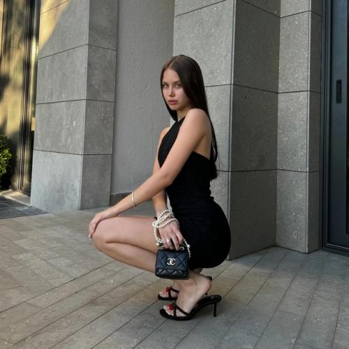 Григорий Лепс откровенно поделился своими чувствами к молодой девушке, с которой ему предсказывают свадьбу. 03