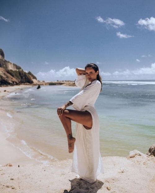 Бывшая жена Гуфв Айза Долматова пожаловалась, что набрала вес. 01