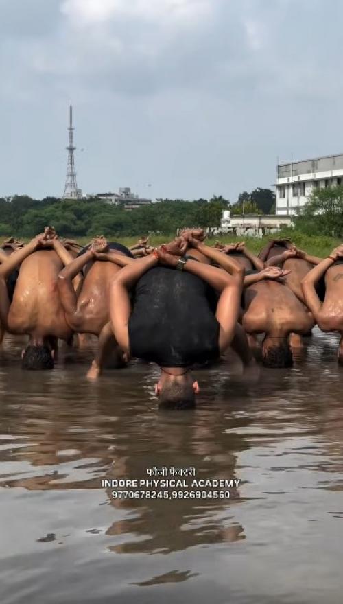 Закрытая физическая академия! 

