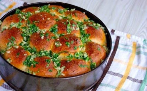 Пампушки к борщу за 20 минут.

