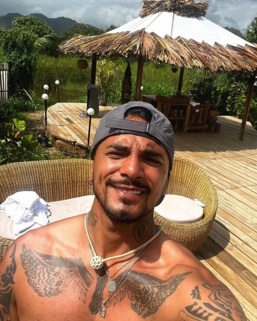 Лерчек успела дать интервью Алене блин до домашнего ареста и рассказала о романе с Натаном. 02