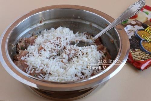 Куриные тефтельки в сметанной подливе. 05