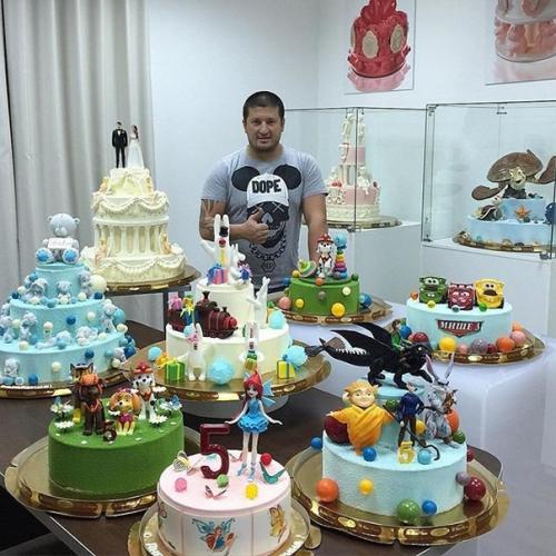 Невероятные шедевры от команды Рената агзамова. 03